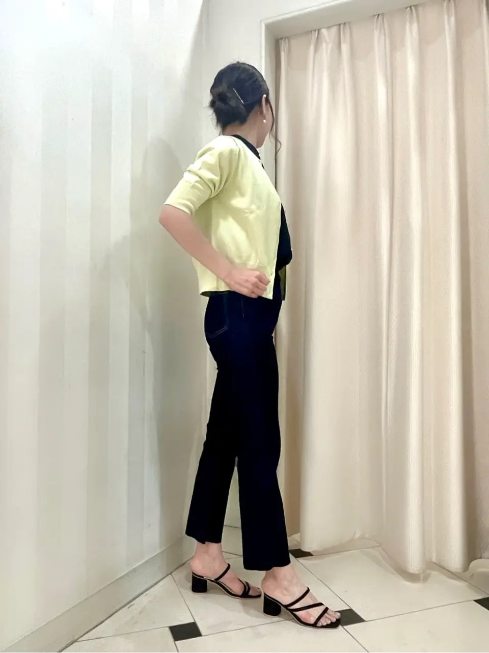 組曲 金井 コーディネート画像