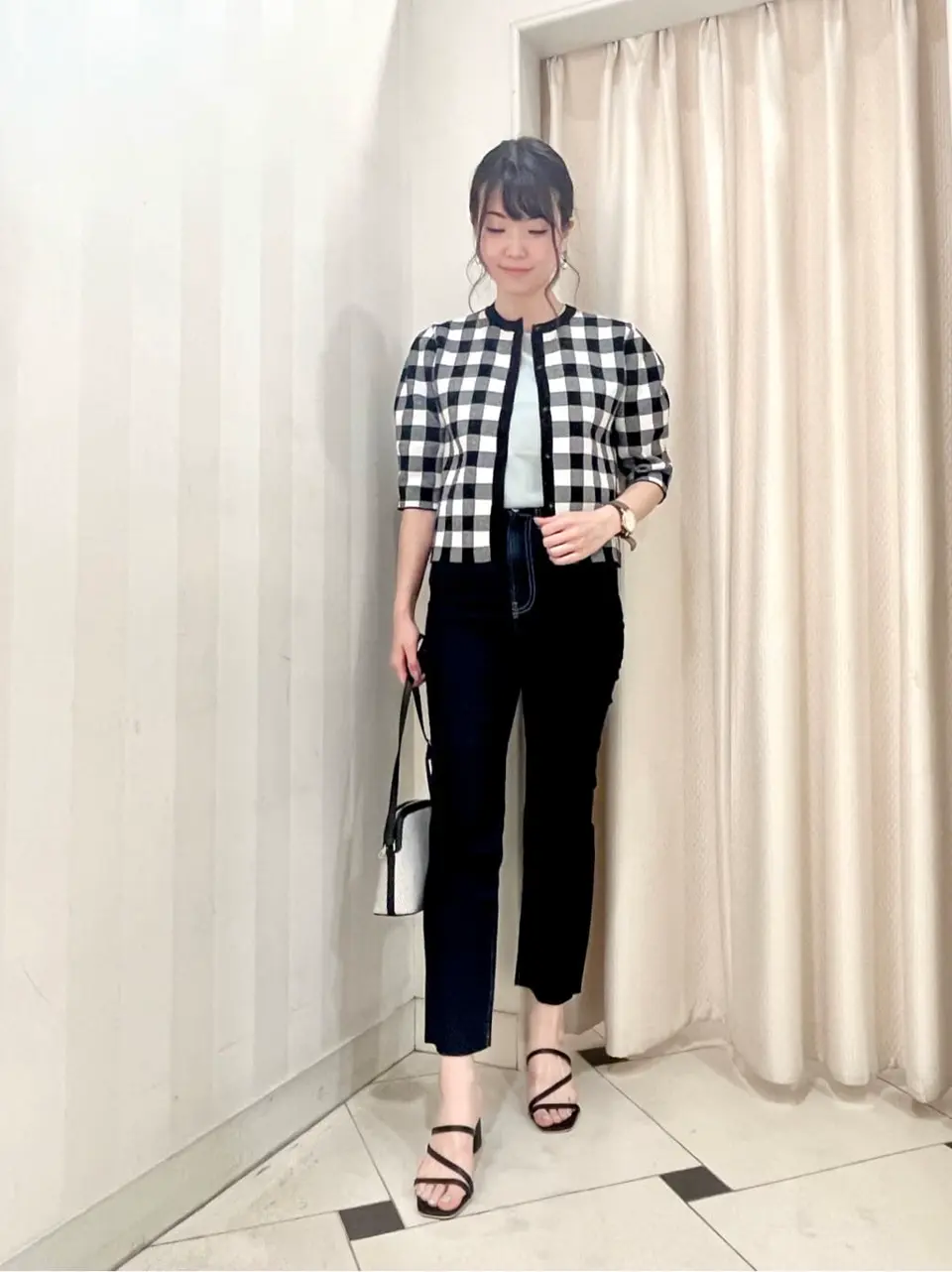 組曲 金井 コーディネート画像