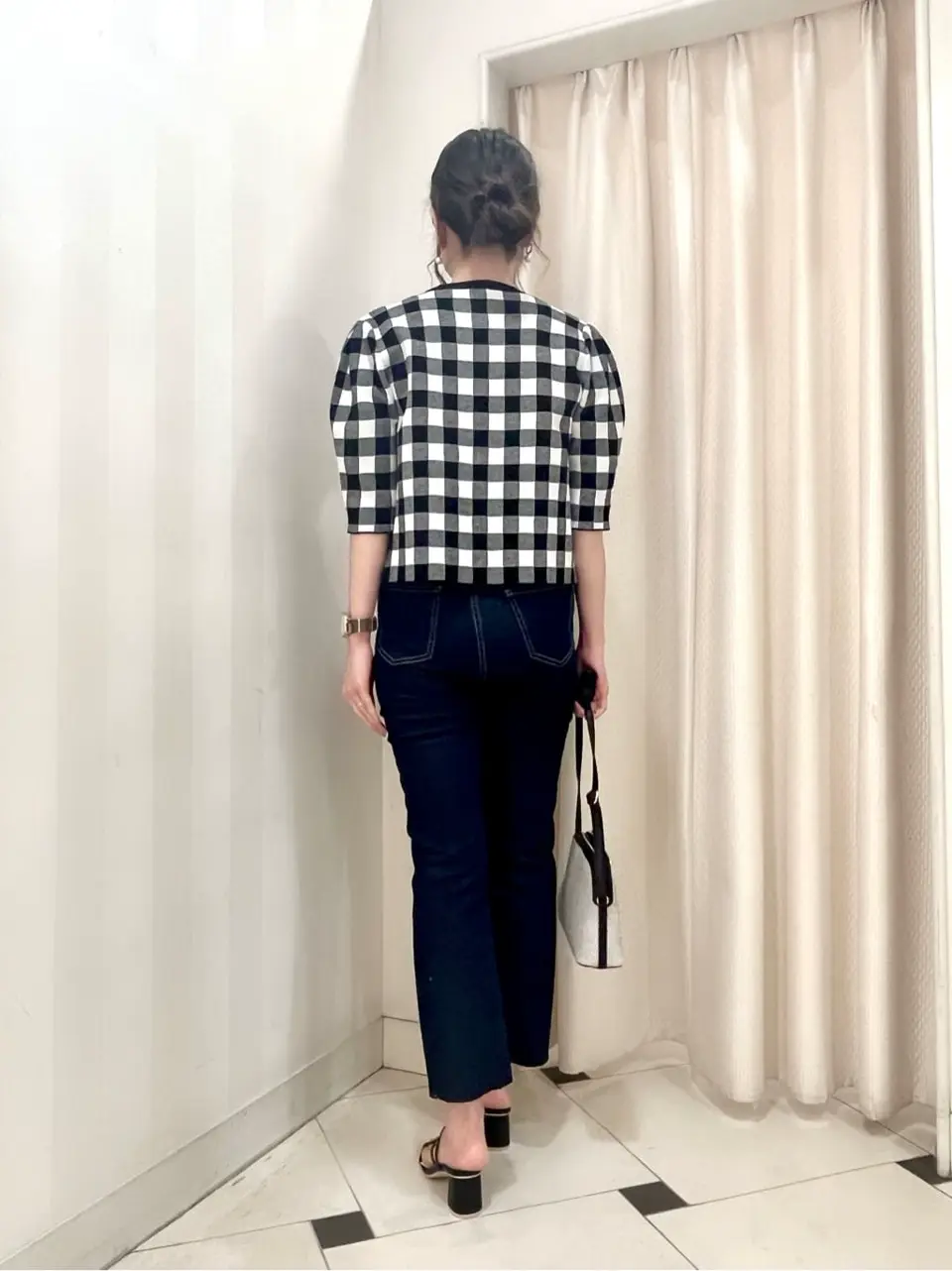 組曲 金井 コーディネート画像