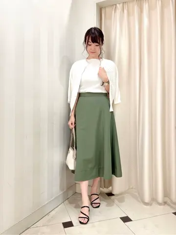 組曲 金井 コーディネート画像