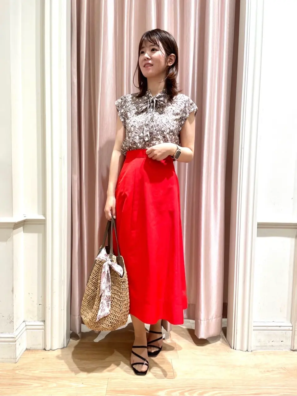 組曲 スタッフ コーディネート画像