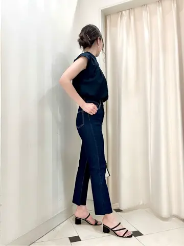 組曲 金井 コーディネート画像