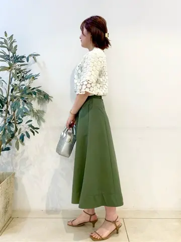 組曲 石井 コーディネート画像