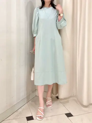 組曲 金井 コーディネート画像