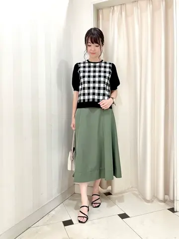 組曲 金井 コーディネート画像