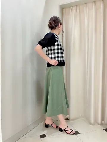 組曲 金井 コーディネート画像