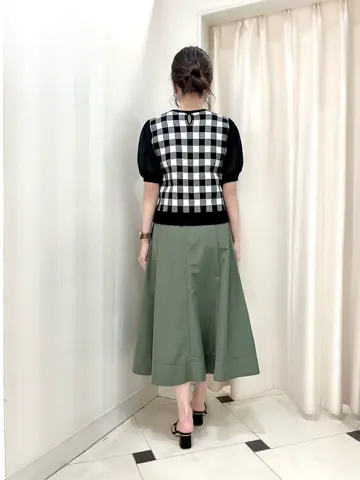 組曲 金井 コーディネート画像