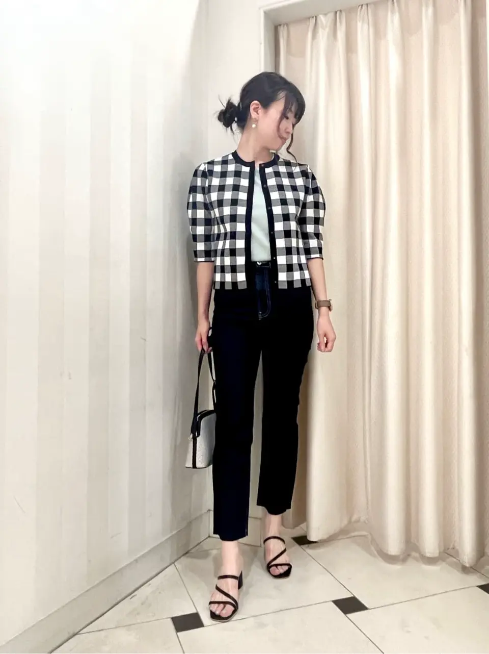 組曲 金井 コーディネート画像