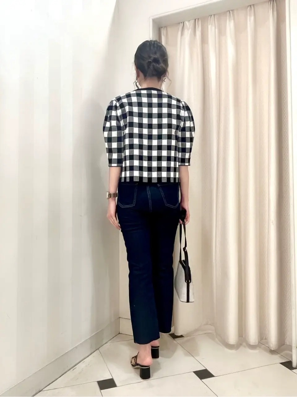 組曲 金井 コーディネート画像