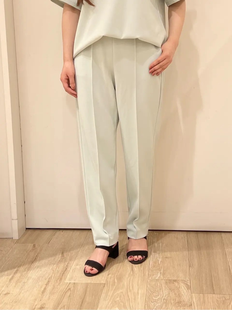 組曲 スタッフ コーディネート画像