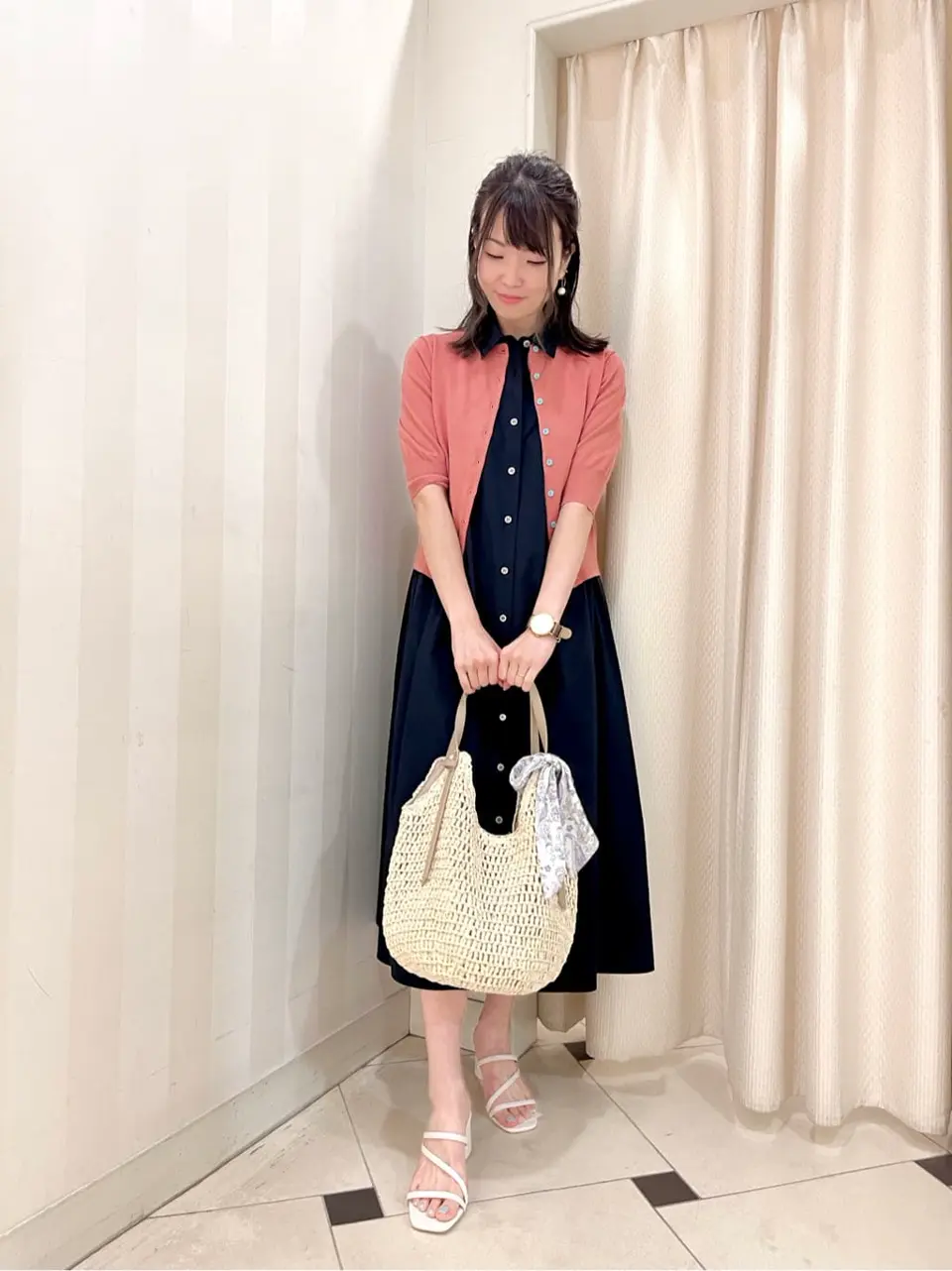 組曲 金井 コーディネート画像