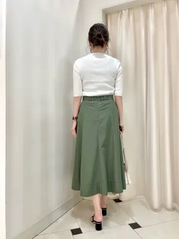 組曲 金井 コーディネート画像