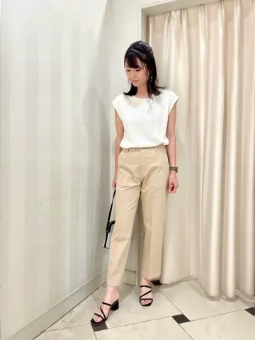 組曲 金井 コーディネート画像