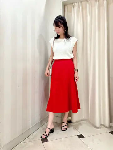 組曲 金井 コーディネート画像