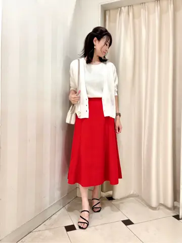 組曲 金井 コーディネート画像