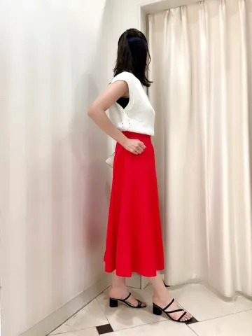 組曲 金井 コーディネート画像