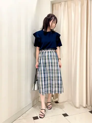 組曲 金井 コーディネート画像