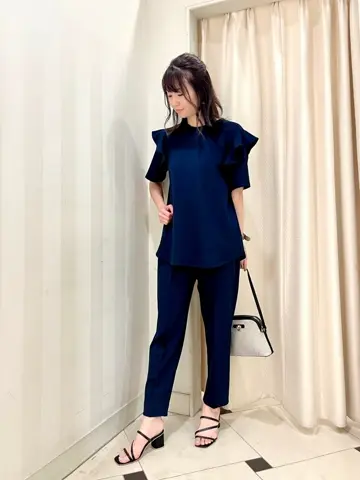 組曲 金井 コーディネート画像