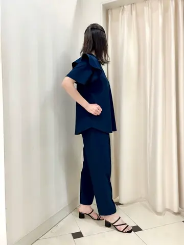 組曲 金井 コーディネート画像