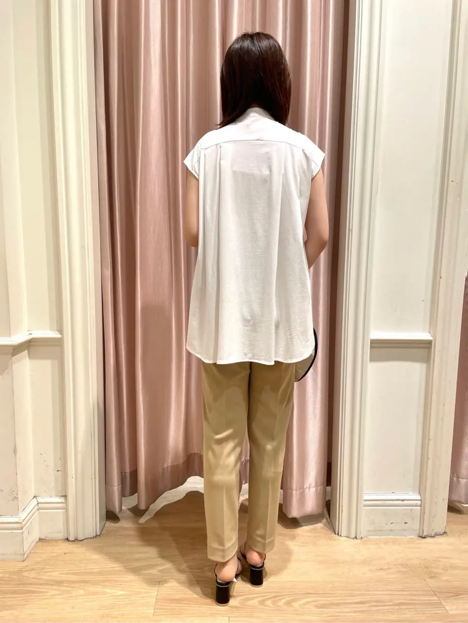 組曲 スタッフ コーディネート画像