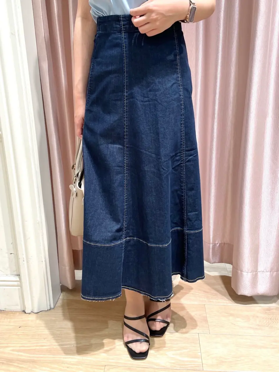 組曲 スタッフ コーディネート画像