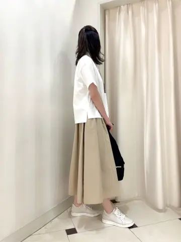 組曲 金井 コーディネート画像