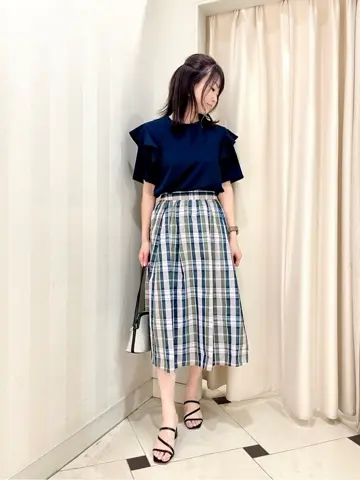 組曲 金井 コーディネート画像