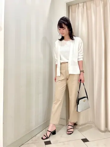 組曲 金井 コーディネート画像