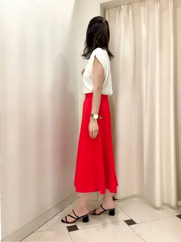 組曲 金井 コーディネート画像