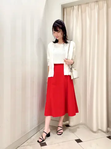 組曲 金井 コーディネート画像