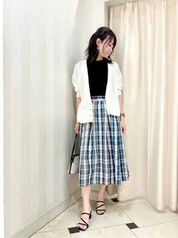 組曲 金井 コーディネート画像