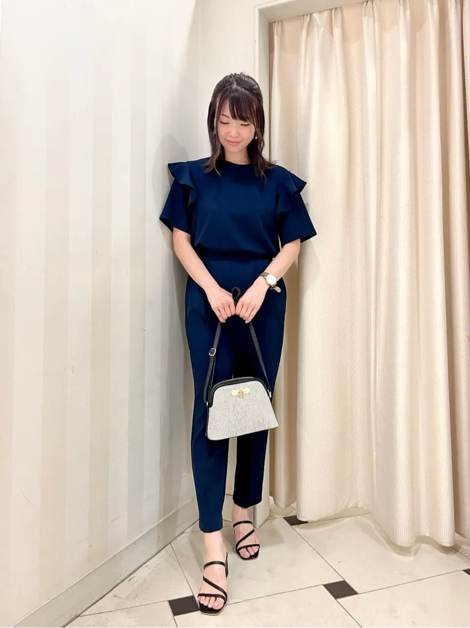 組曲 金井 コーディネート画像