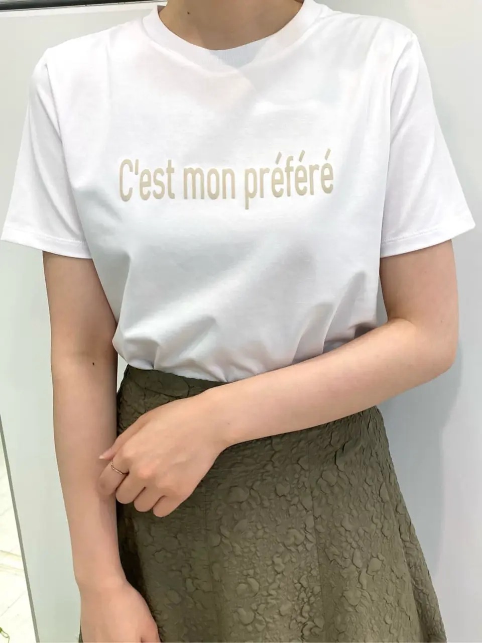 組曲 松田 コーディネート画像