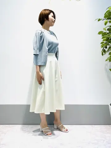 組曲 岡本 コーディネート画像