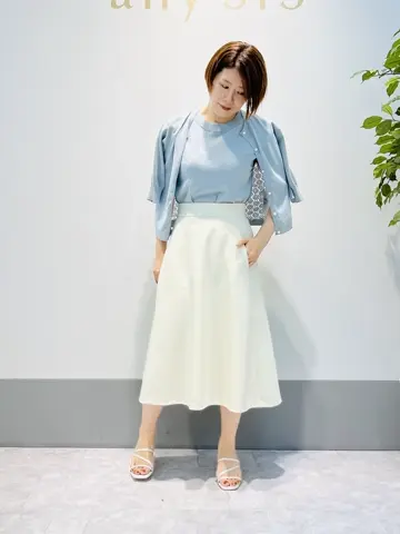 組曲 岡本 コーディネート画像