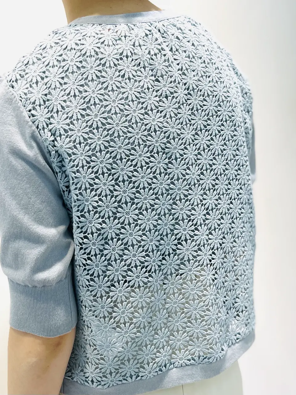 組曲 岡本 コーディネート画像