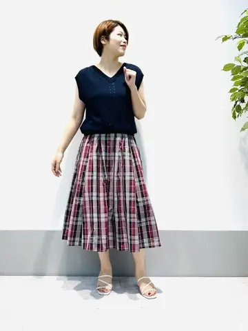 組曲 岡本 コーディネート画像