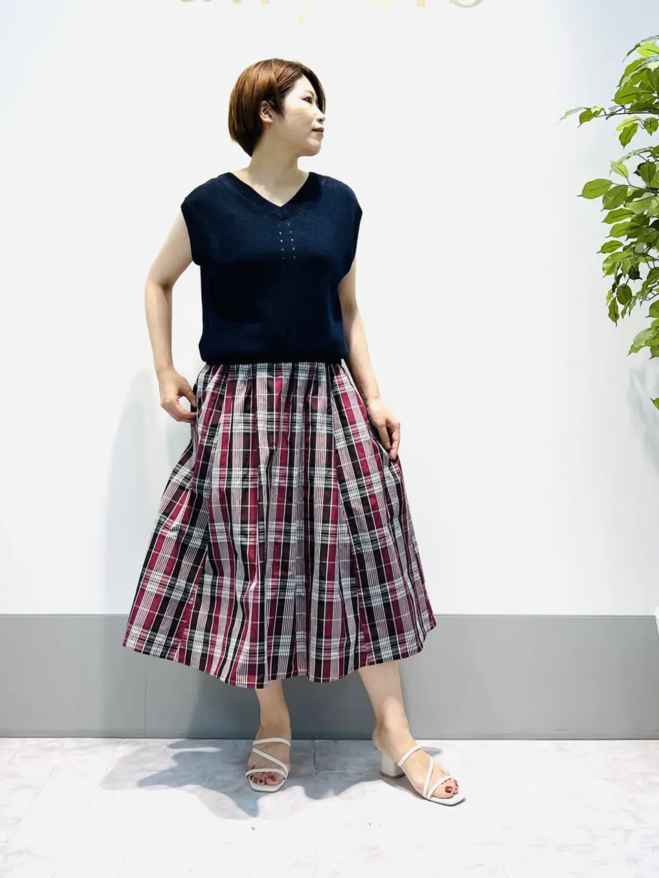 組曲 岡本 コーディネート画像