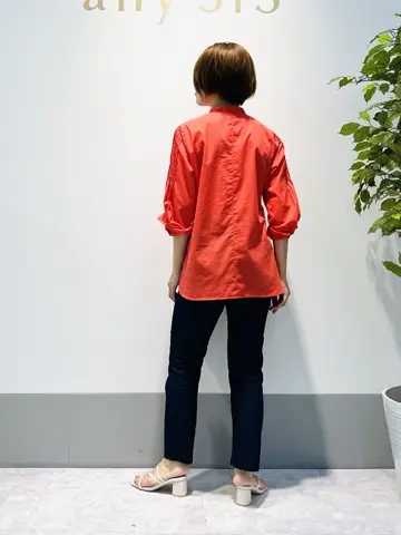 組曲 岡本 コーディネート画像