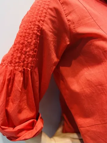 組曲 岡本 コーディネート画像