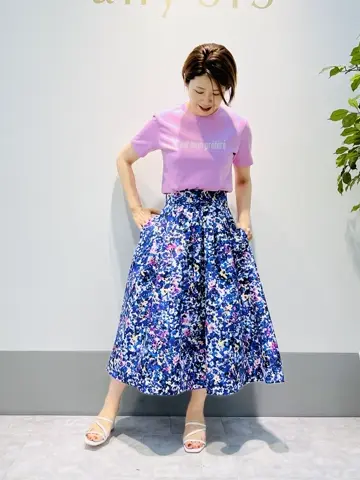 組曲 岡本 コーディネート画像