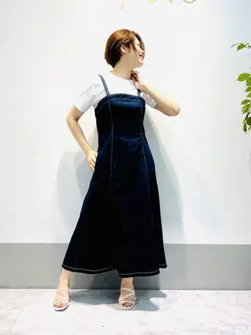 組曲 岡本 コーディネート画像