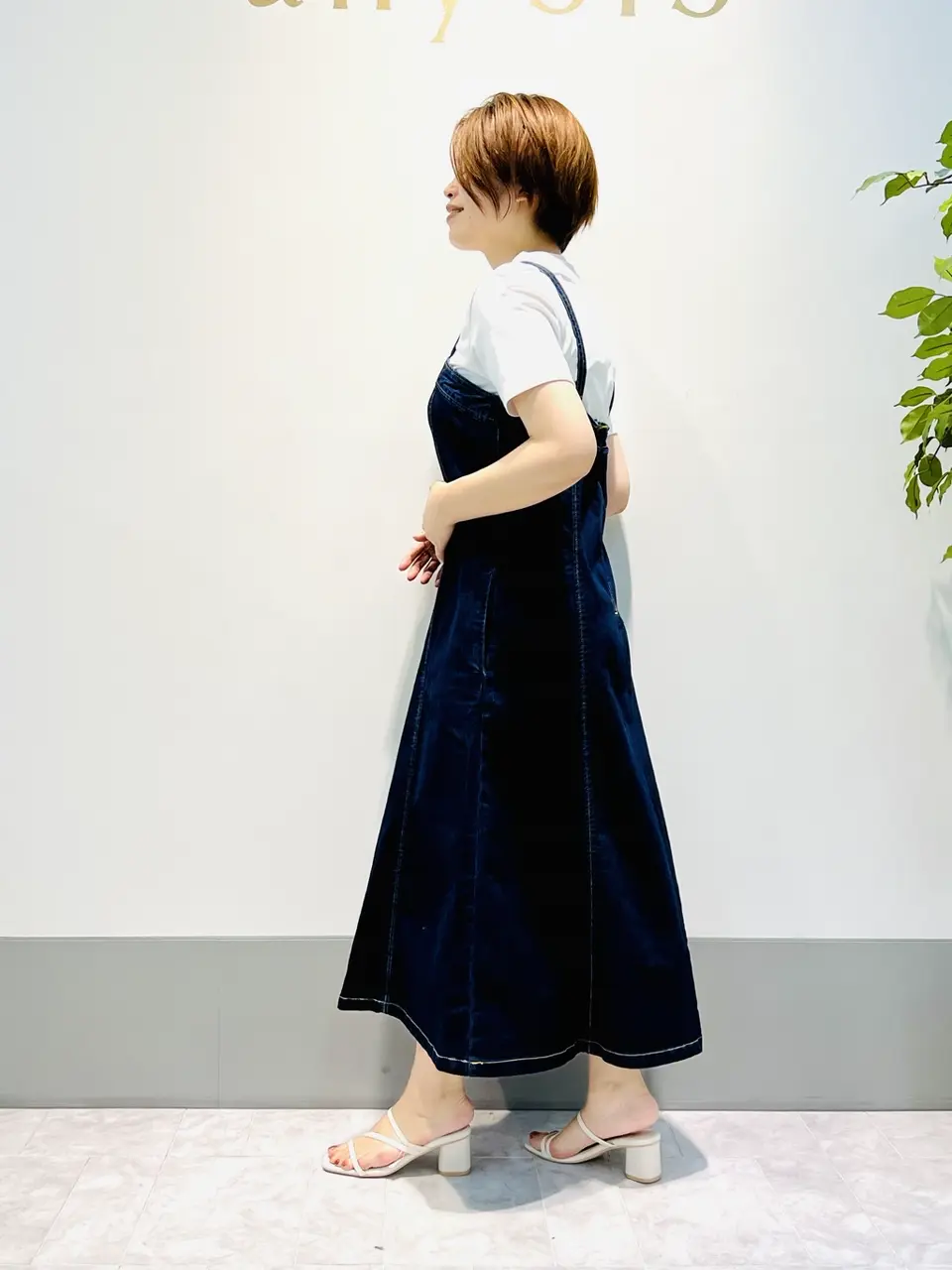 組曲 岡本 コーディネート画像