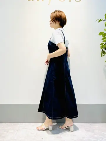 組曲 岡本 コーディネート画像