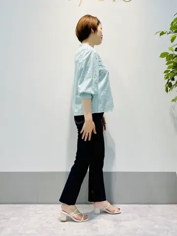 組曲 岡本 コーディネート画像