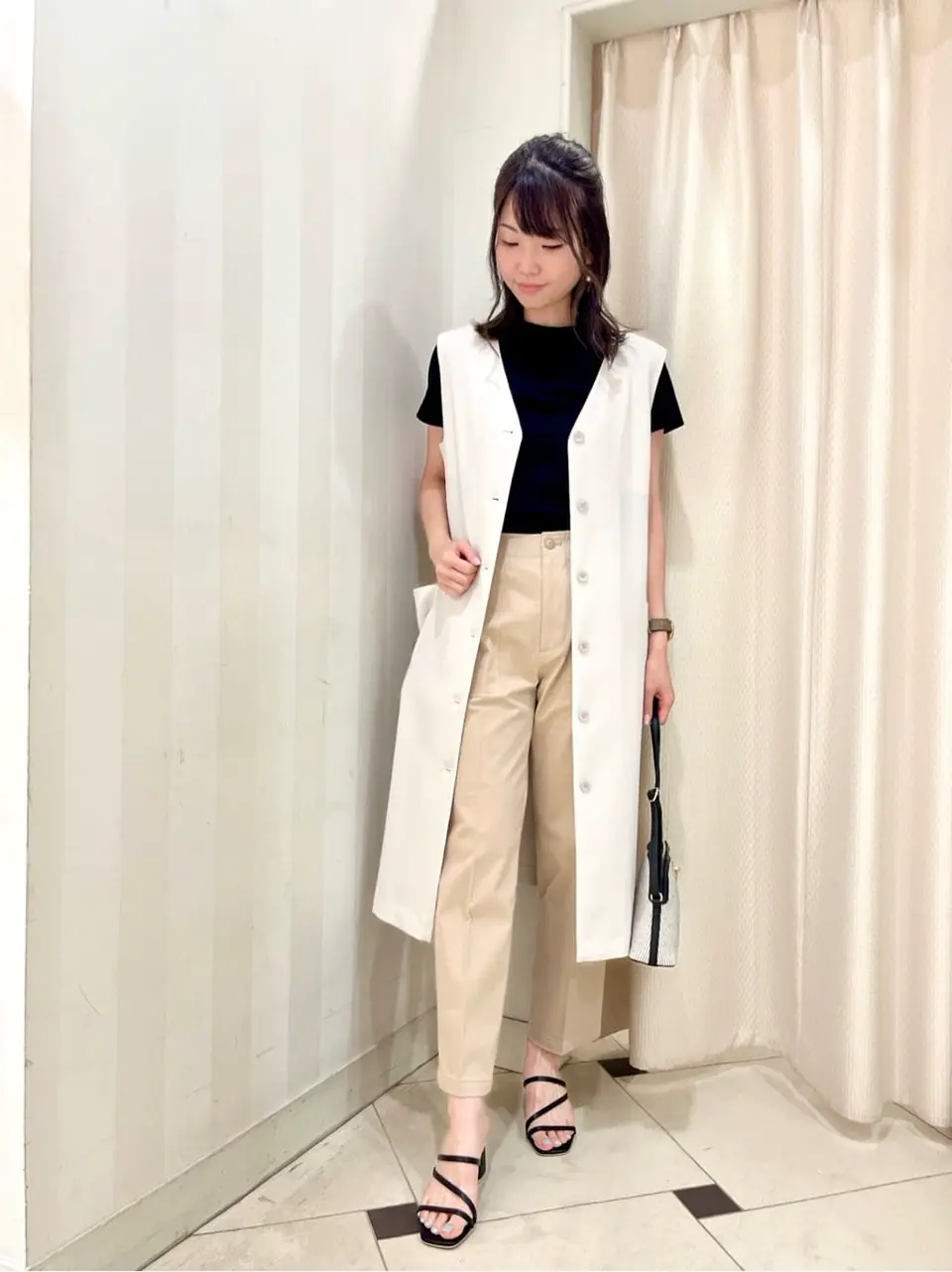 組曲 金井 コーディネート画像