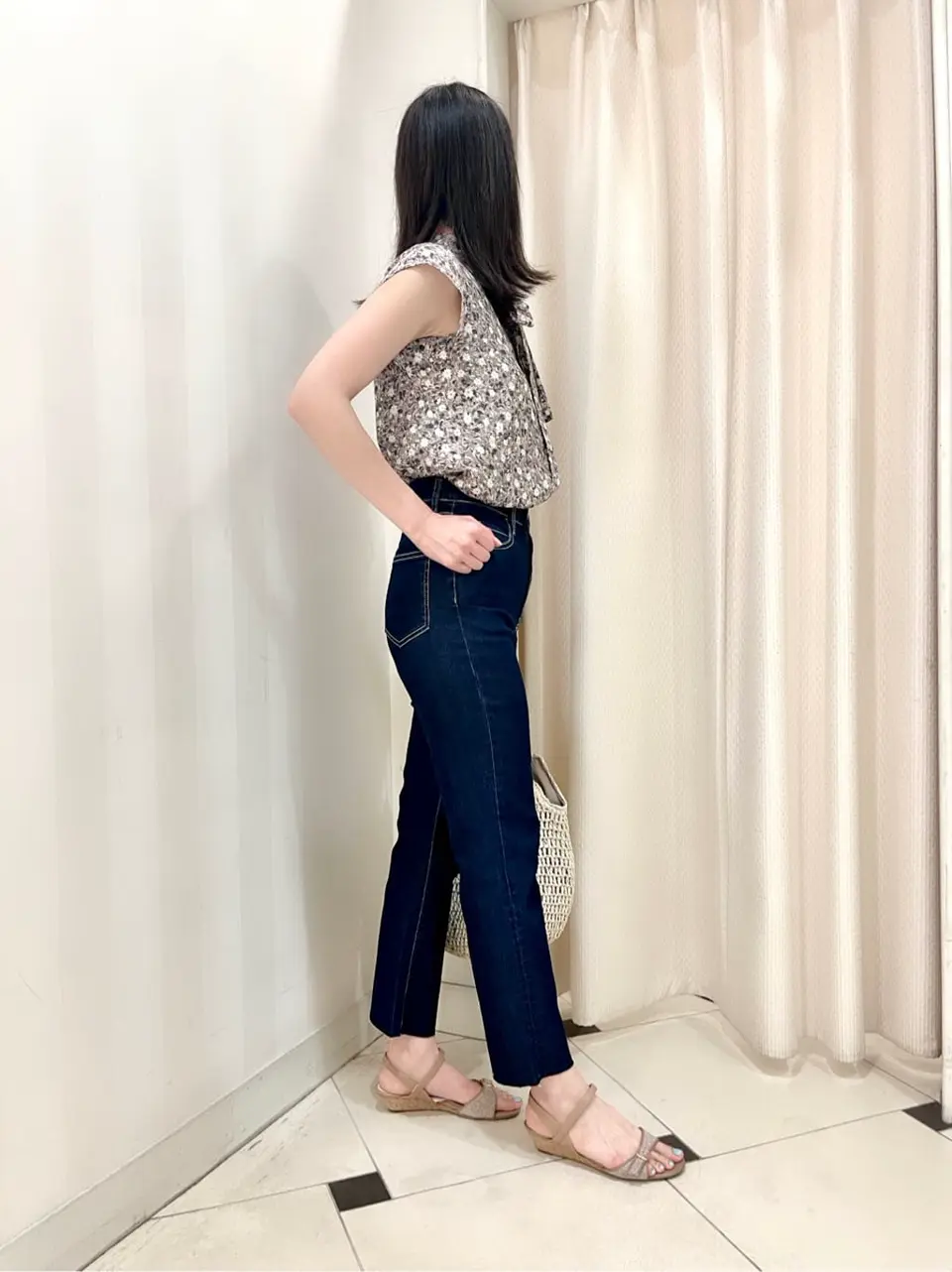 組曲 金井 コーディネート画像