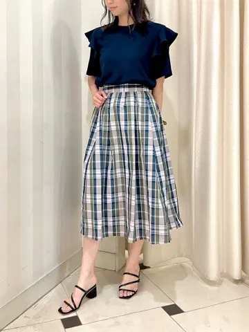 組曲 金井 コーディネート画像