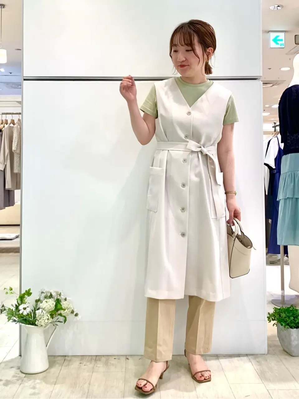 組曲 石井 コーディネート画像