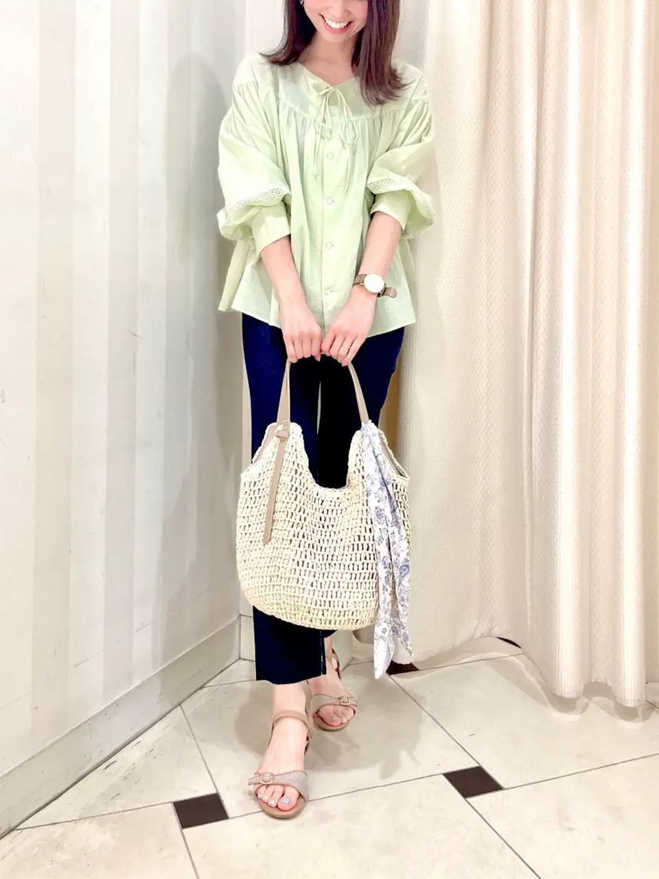 組曲 金井 コーディネート画像